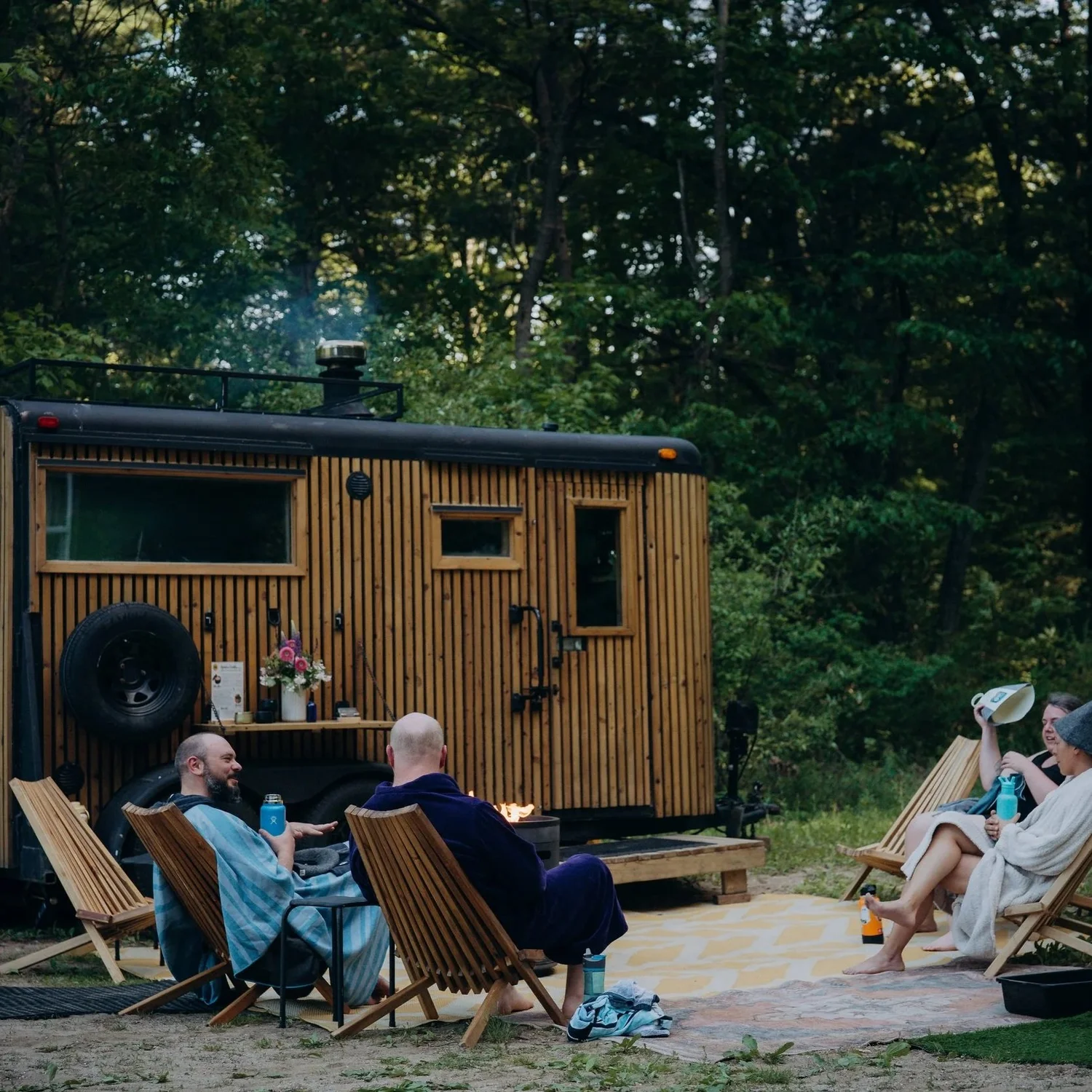 Sauna rental in a backyard